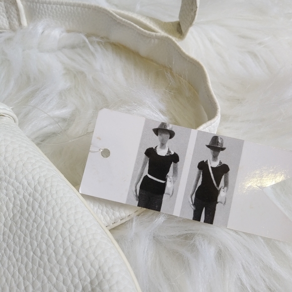 New Bucket Bag/BumBag Purse - Picture 7 of 12